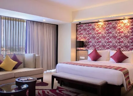 Deluxe Room King Bed