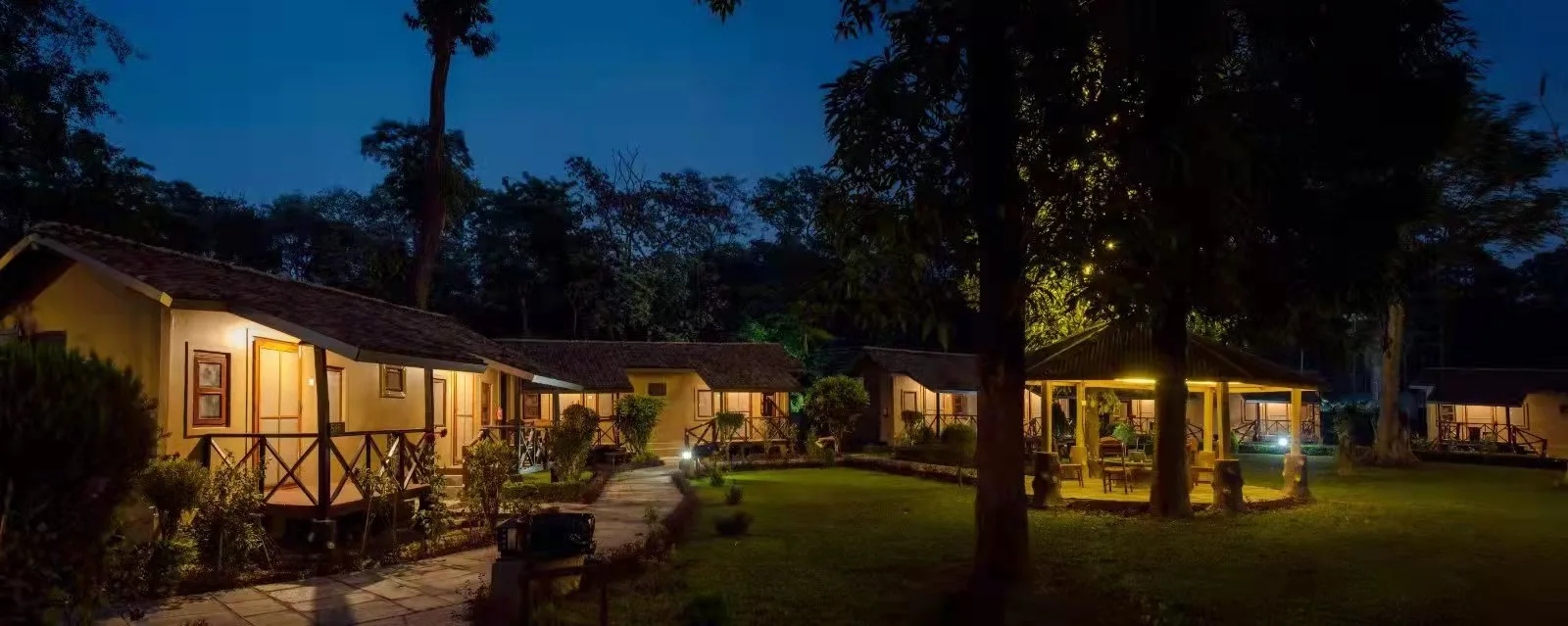 Safari Adventure Lodge