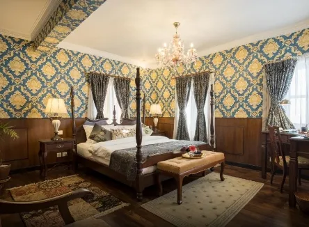 Royal Suite