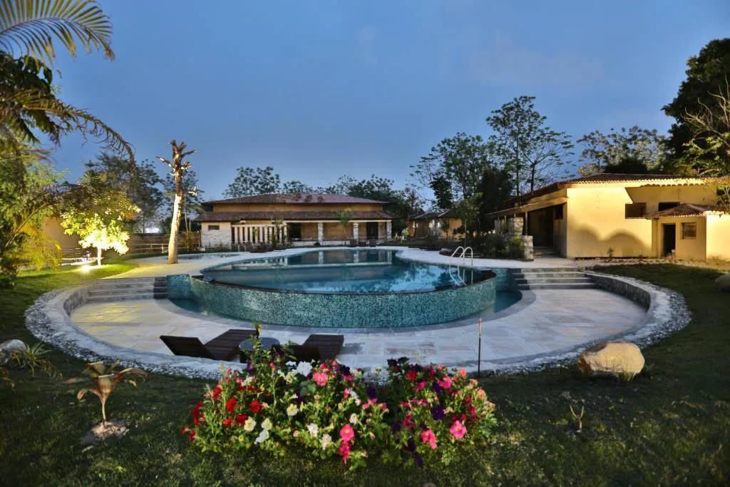 Jungle Villa Resort 3