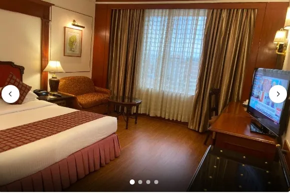 Club King Room 