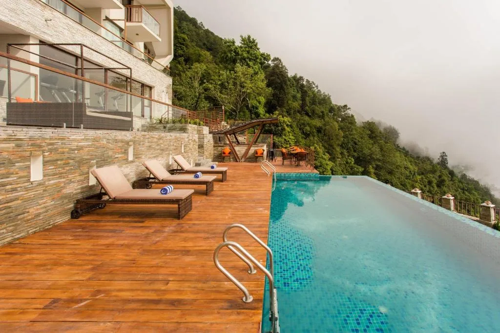 Hotel Mystic Mountain 2