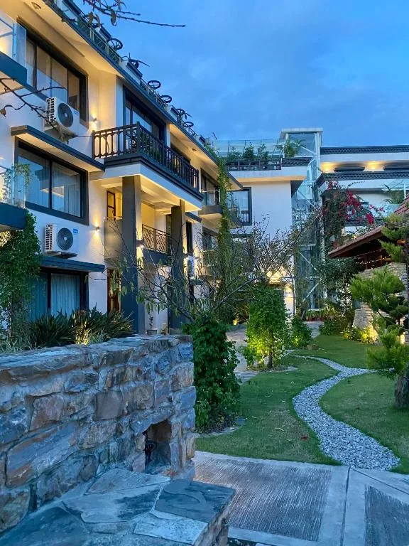 Uma Residence and Suites 3