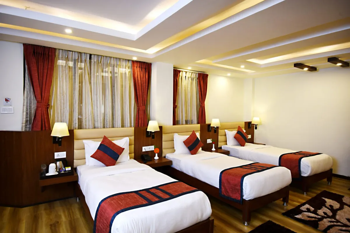 Deluxe Twin with Balcony