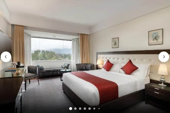 Deluxe King Or Twin Room with Bathtub