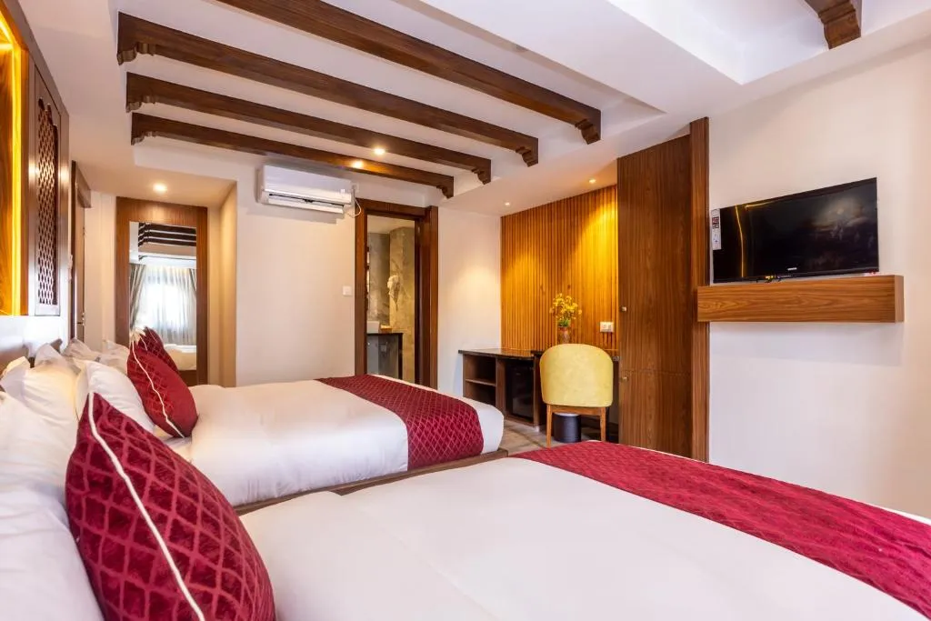 Deluxe Family Room