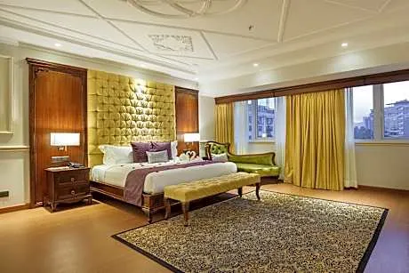 Royal Suite