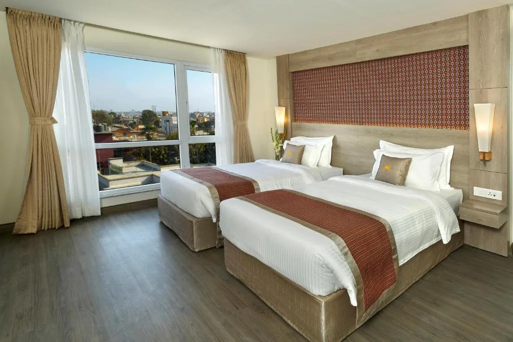 Hotel Crowne Imperial 3