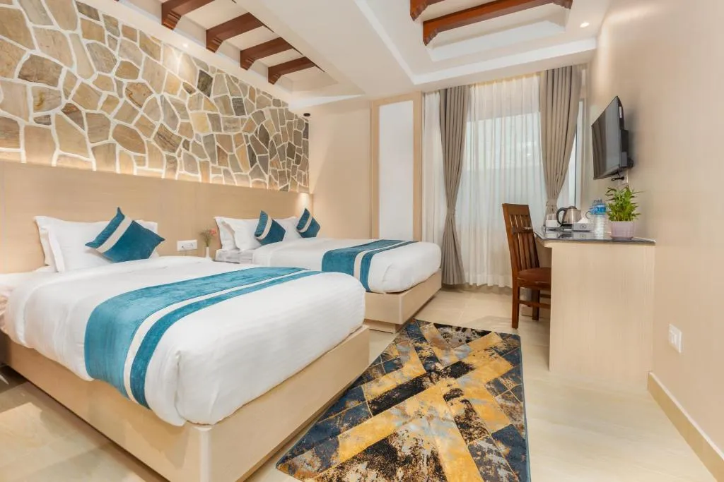 Deluxe Family Room