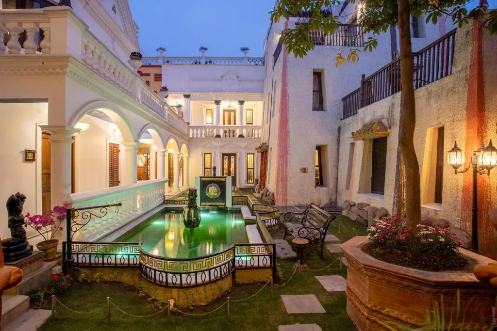 Baber Mahal Vilas