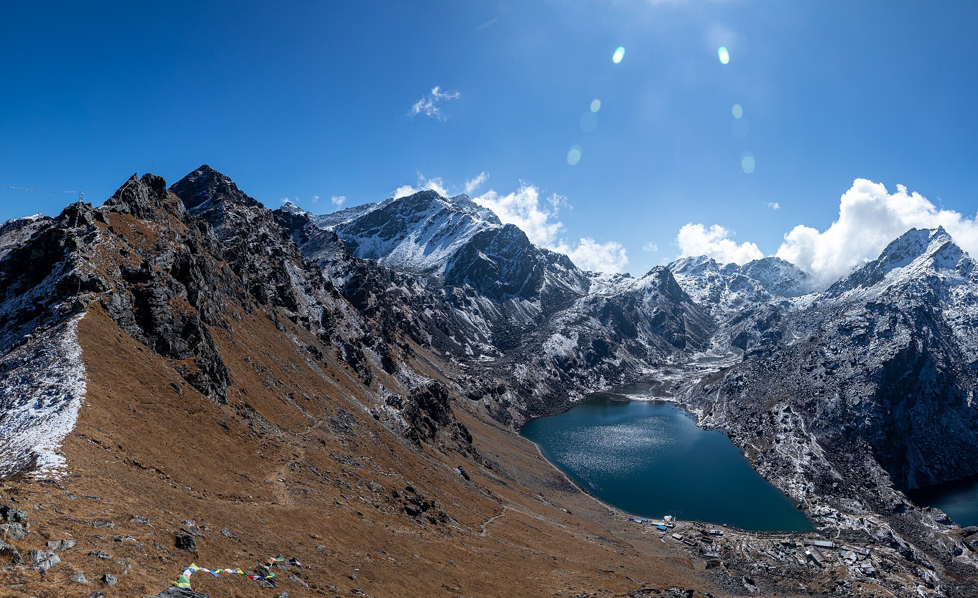Trek à Gosaikunda : Pèlerinage Sacré Himalayen et Lacs Alpins (5 Jours)